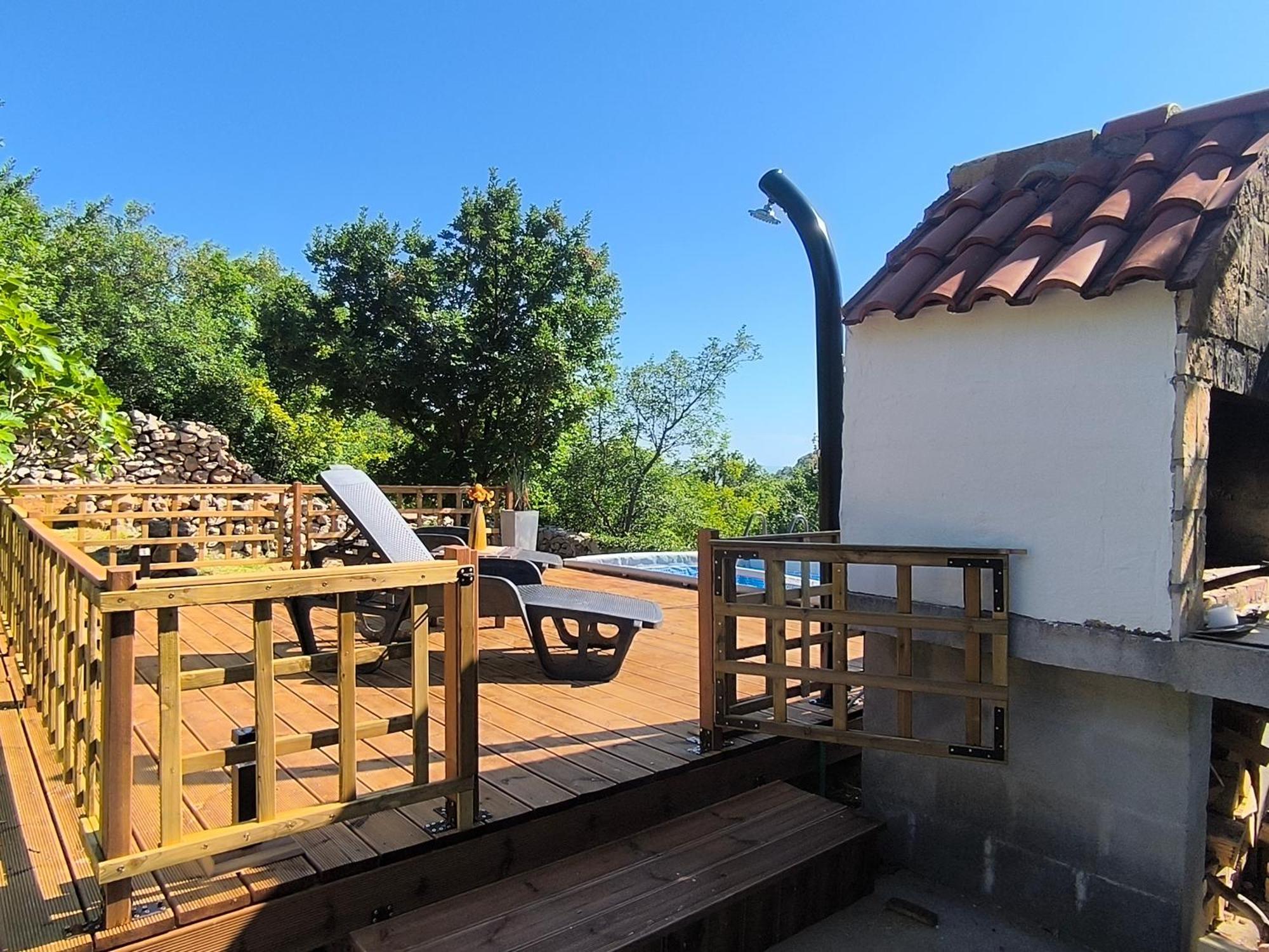 Holiday Home Lucija "" Private House With Pool "" ヤブラナツ エクステリア 写真